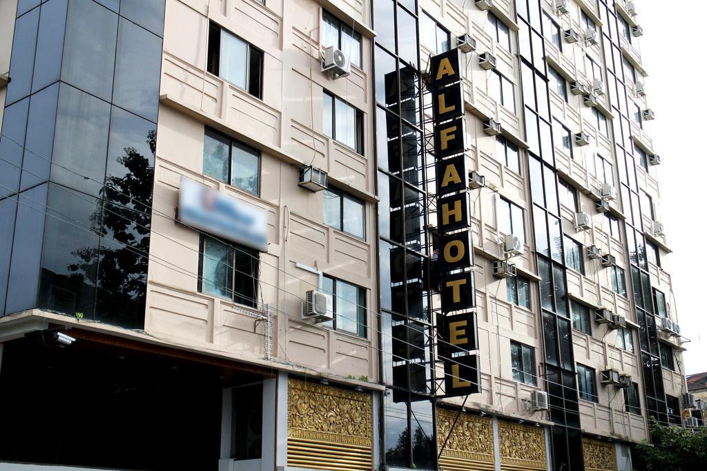 Alfa Hotel Yangon Eksteriør bilde
