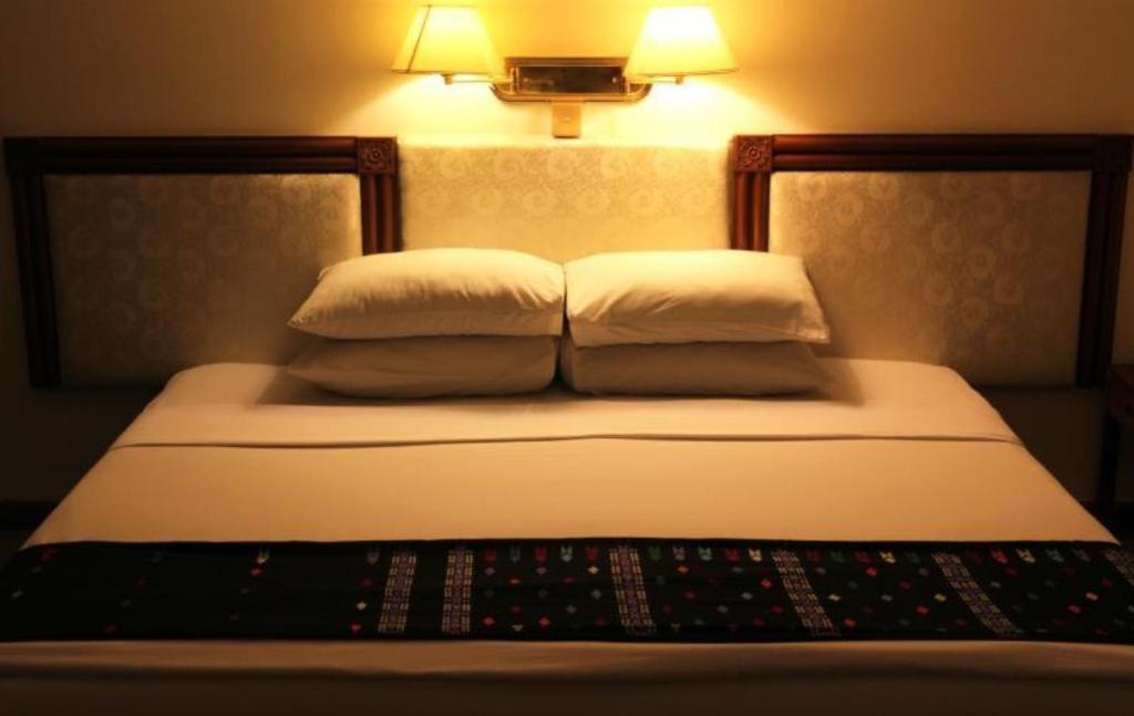 Alfa Hotel Yangon Eksteriør bilde