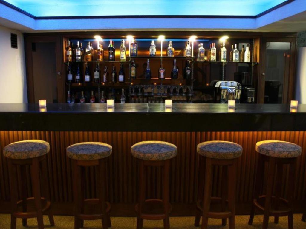 Alfa Hotel Yangon Eksteriør bilde