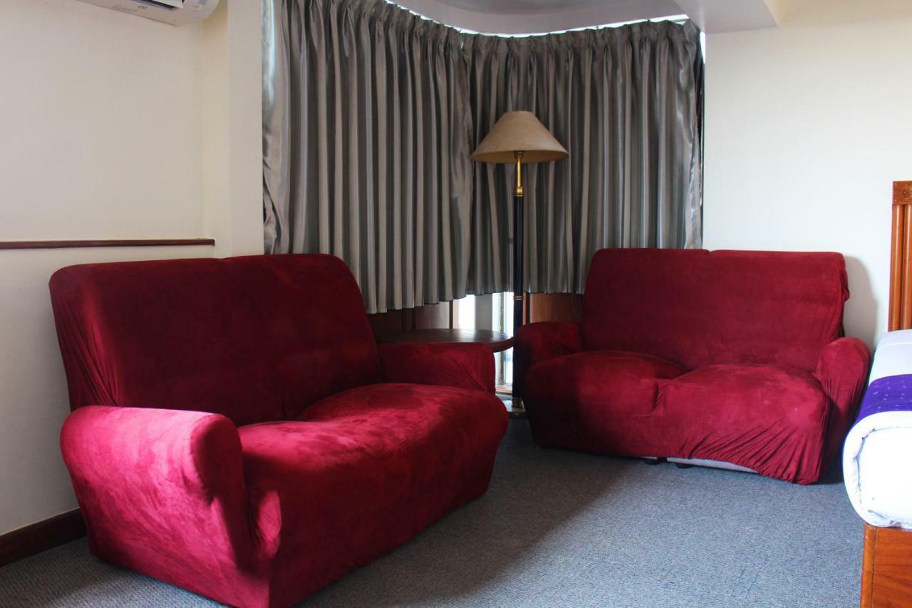 Alfa Hotel Yangon Eksteriør bilde