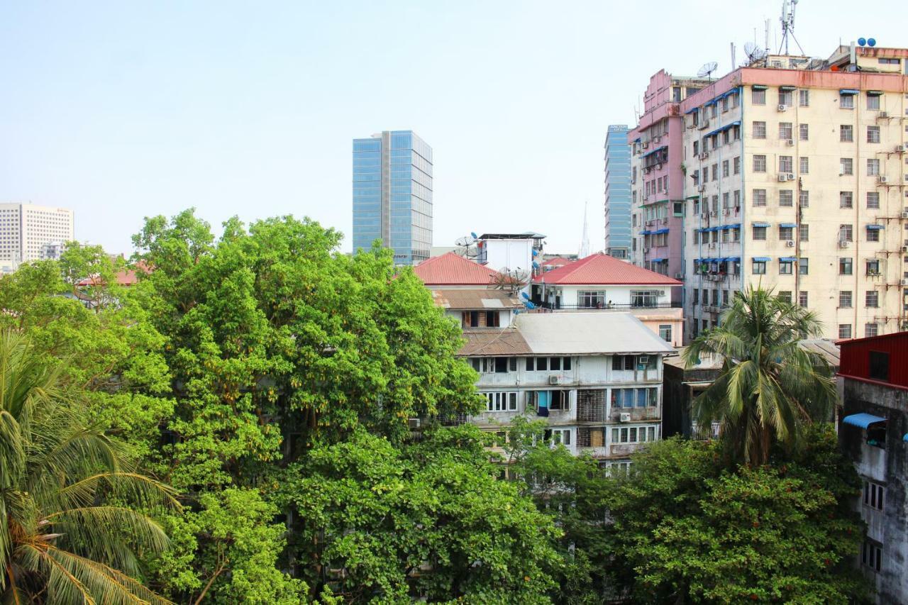 Alfa Hotel Yangon Eksteriør bilde