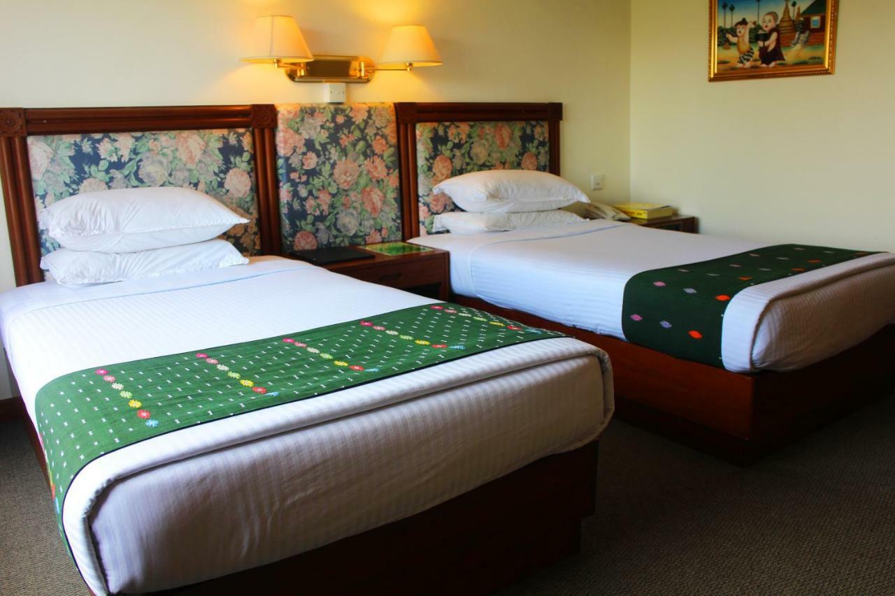 Alfa Hotel Yangon Eksteriør bilde
