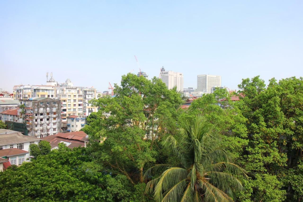 Alfa Hotel Yangon Eksteriør bilde